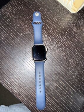 Apple Watch Series 7 42 mm sm/med band